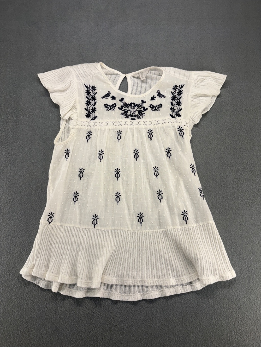 Lucky Brand Flowy White Blouse with Navy Floral Embroidery Cottagecore Boho